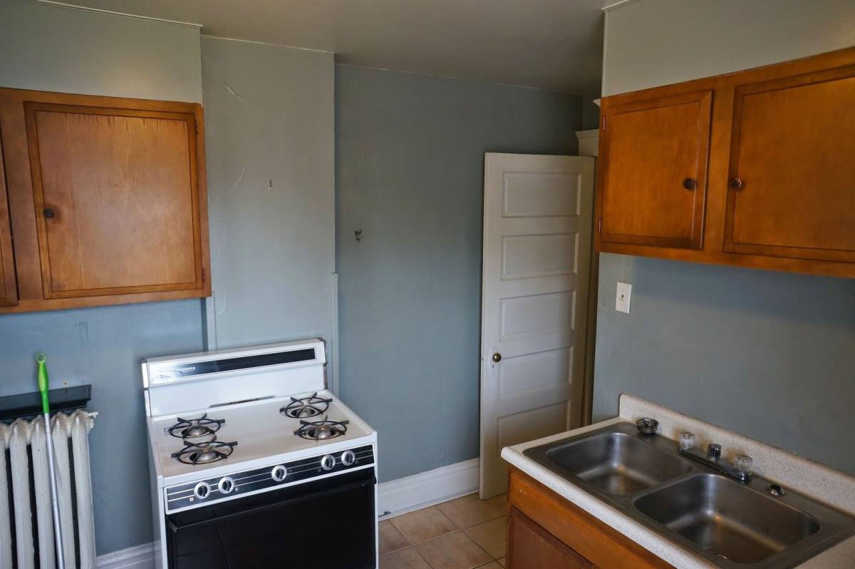 Apartment for rent at 1201-1205 1 2 E, Duluth, MN 55805