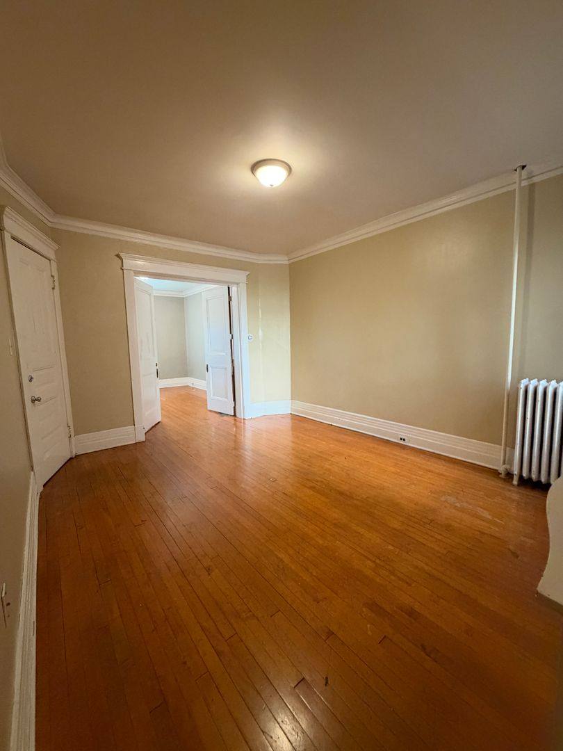 Apartment for rent at 1201-1205 1 2 E, Duluth, MN 55805