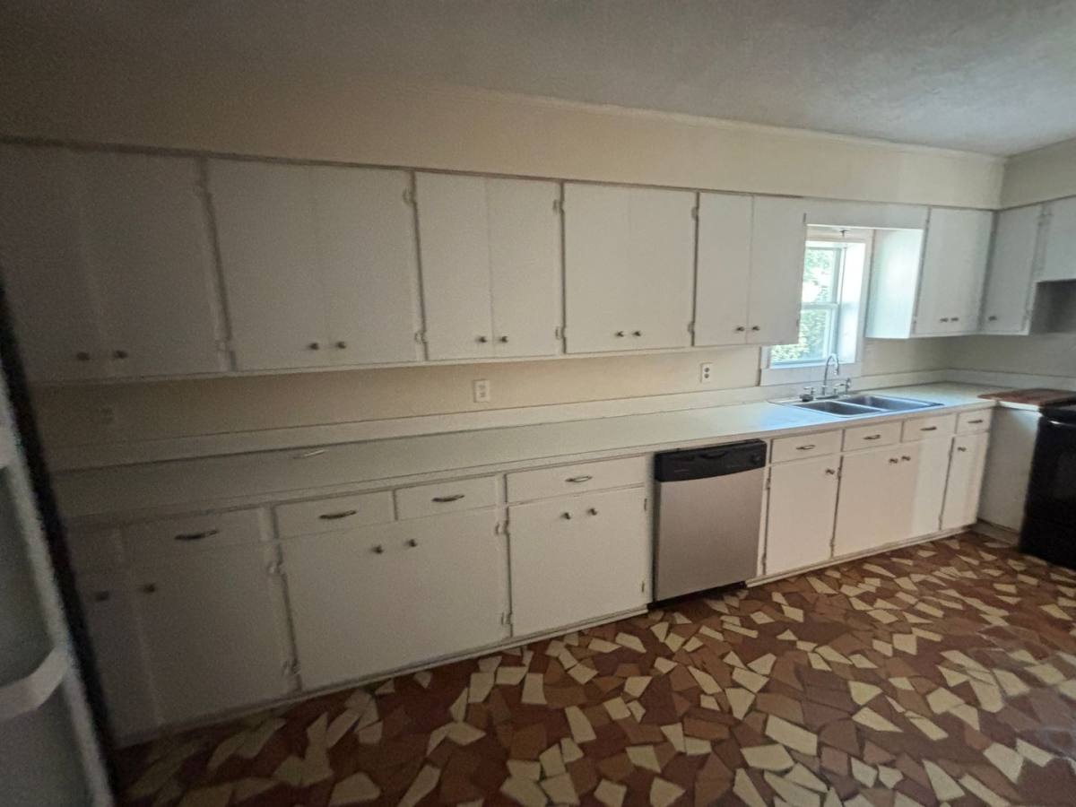 House for rent at 116 Moss Oak Dr, Valdosta, GA 31601