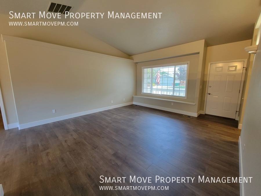 House for rent at 1067 N Crestley Ave, Meridian, ID 83642