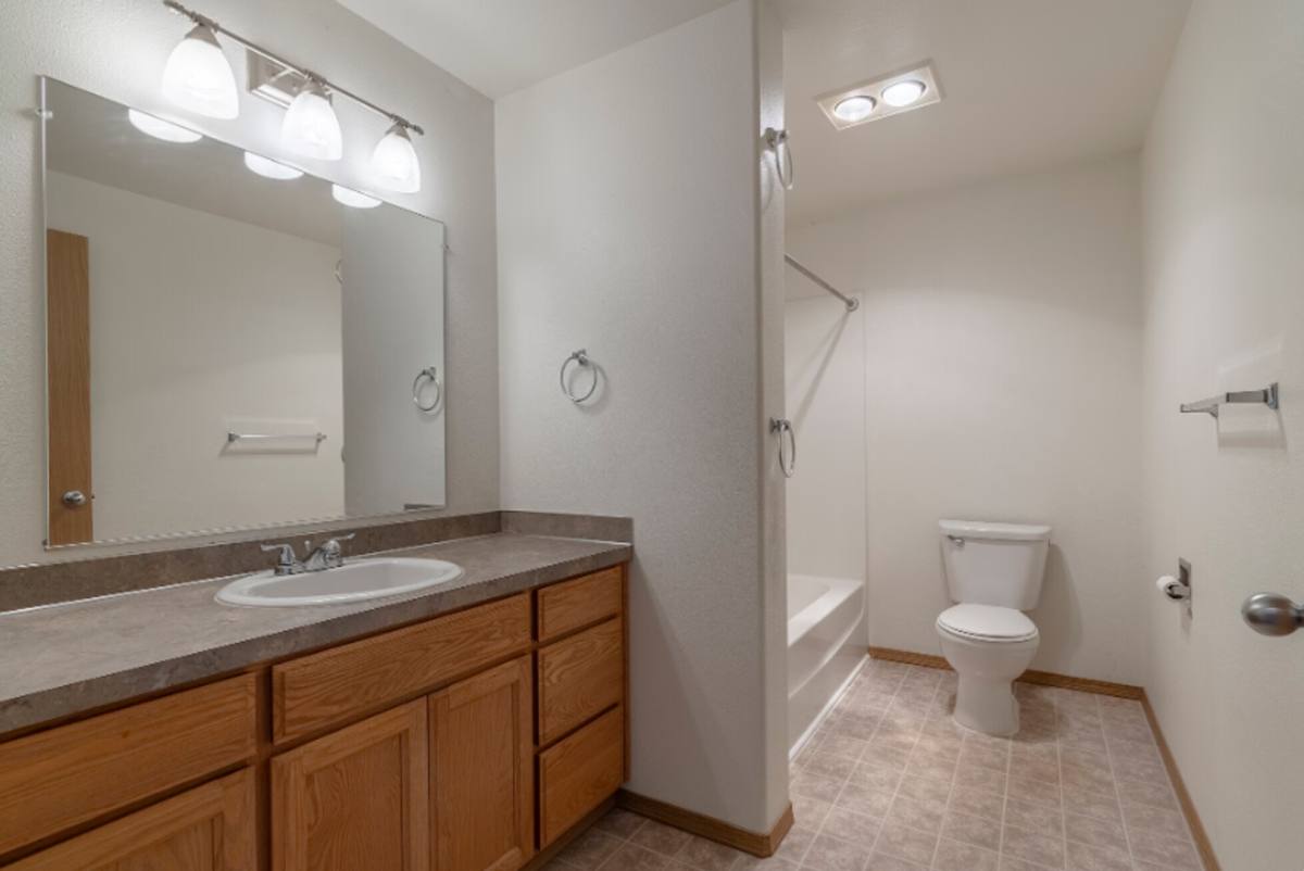 Apartment for rent at 353-367 8th St, Independence, OR 97351