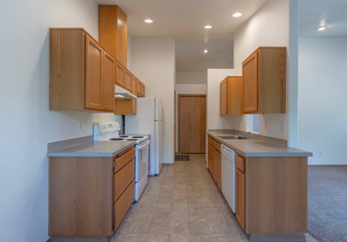Apartment for rent at 353-367 8th St, Independence, OR 97351