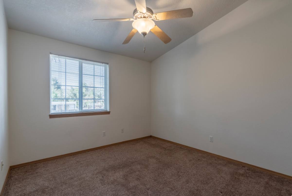 Apartment for rent at 353-367 8th St, Independence, OR 97351