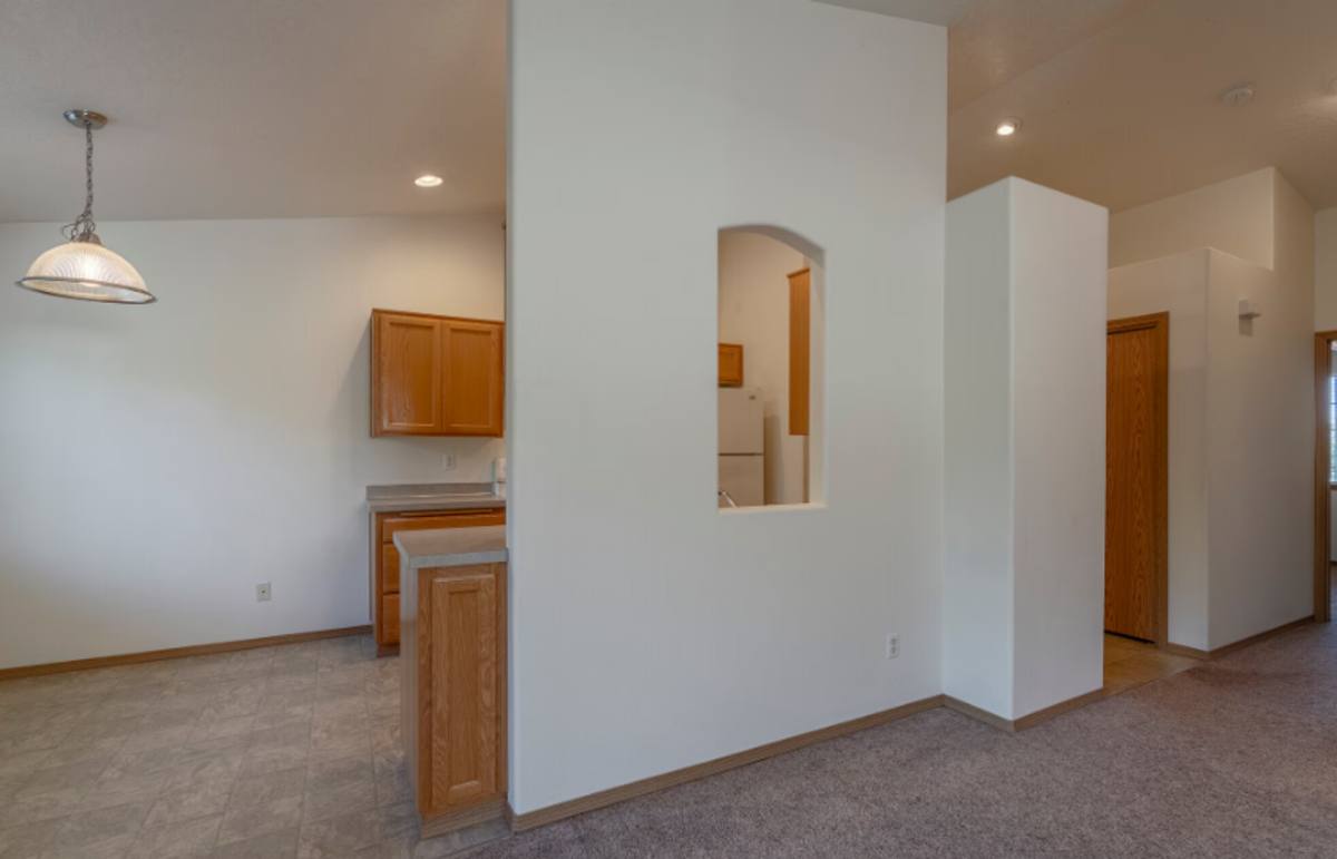 Apartment for rent at 353-367 8th St, Independence, OR 97351