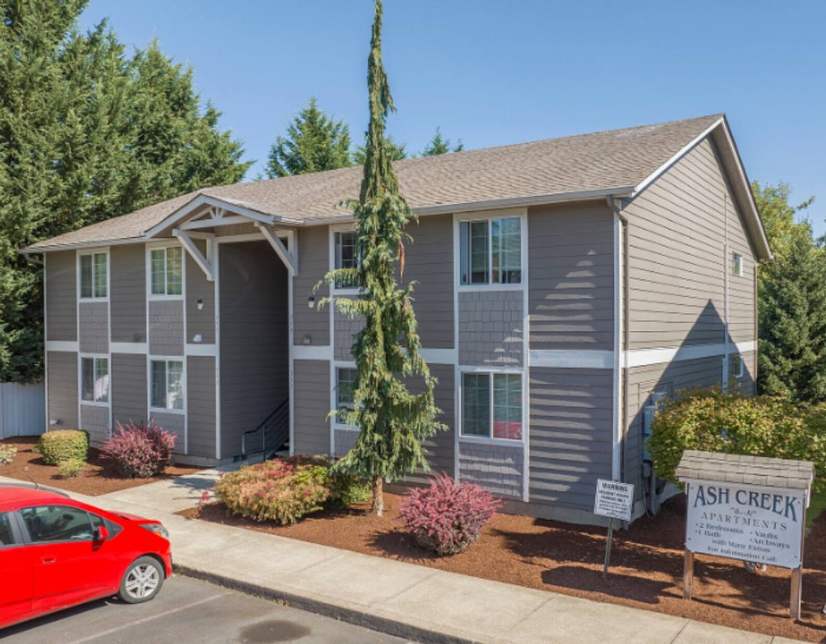 353-367 8th St, Independence, OR 97351 - Apartment for Rent