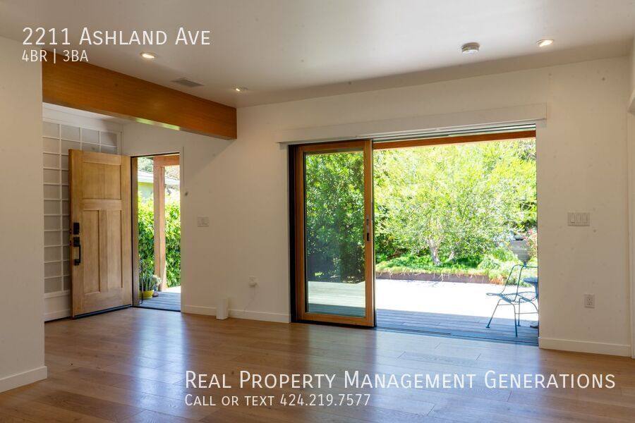 House for rent at 2211 Ashland Ave, Santa Monica, CA 90405