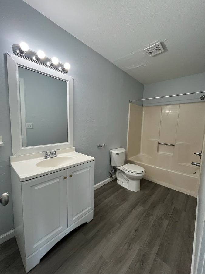 Apartment for rent at 326 Stratford Way #2, Holland, MI 49423