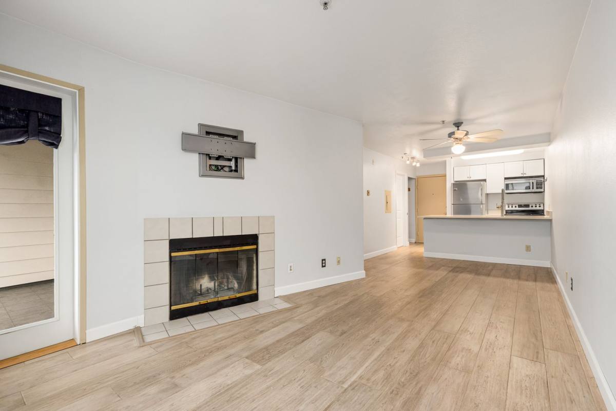 Apartment for rent at 769 Hayes St #604, Seattle, WA 98109