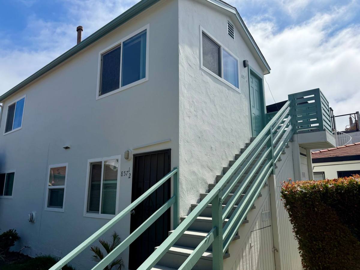 Apartment for rent at 857 1 4 Missouri St, San Diego, CA 92109