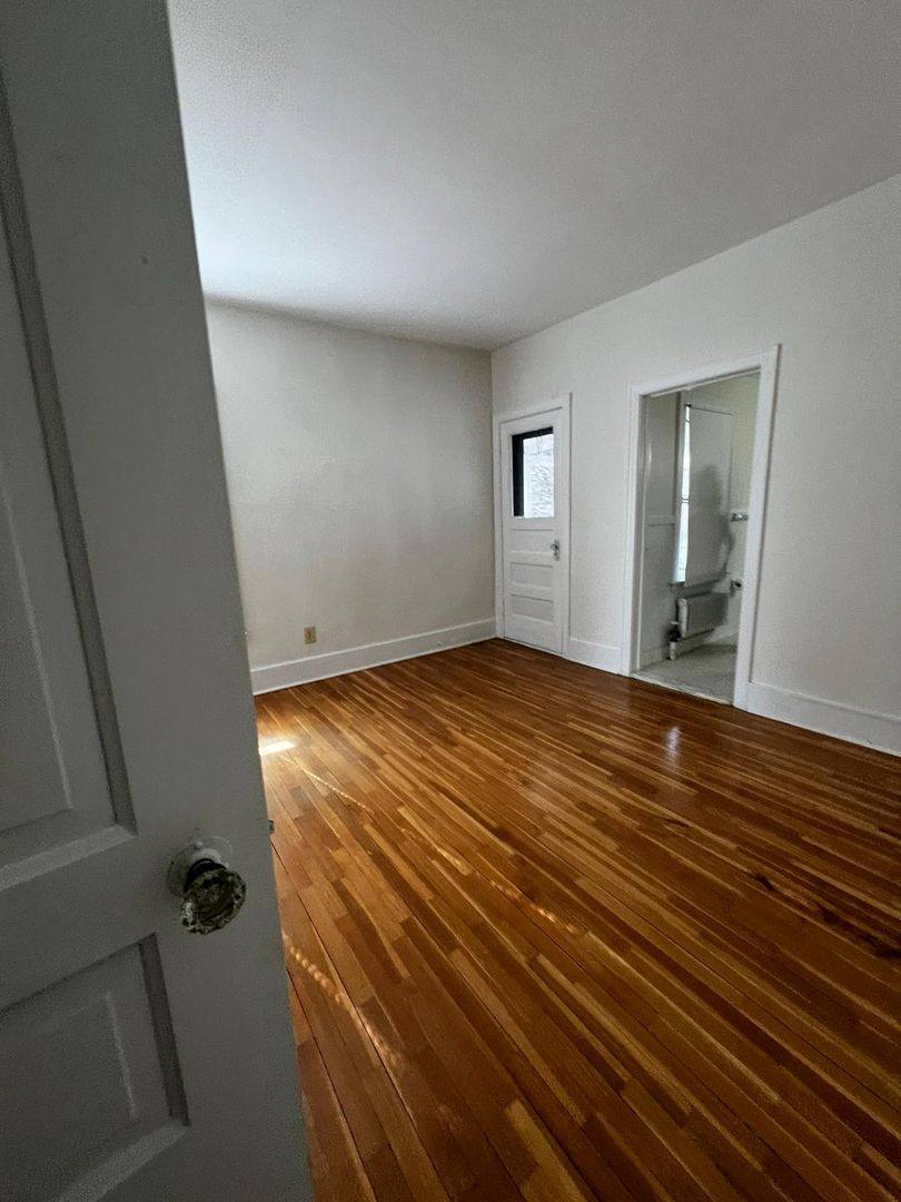 Apartment for rent at 111 N Normal St, Ypsilanti, MI 48197