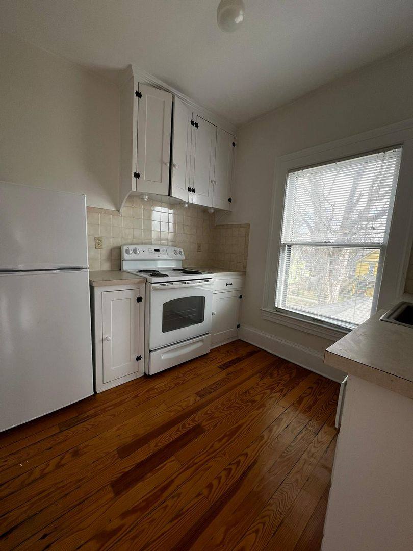 Apartment for rent at 111 N Normal St, Ypsilanti, MI 48197