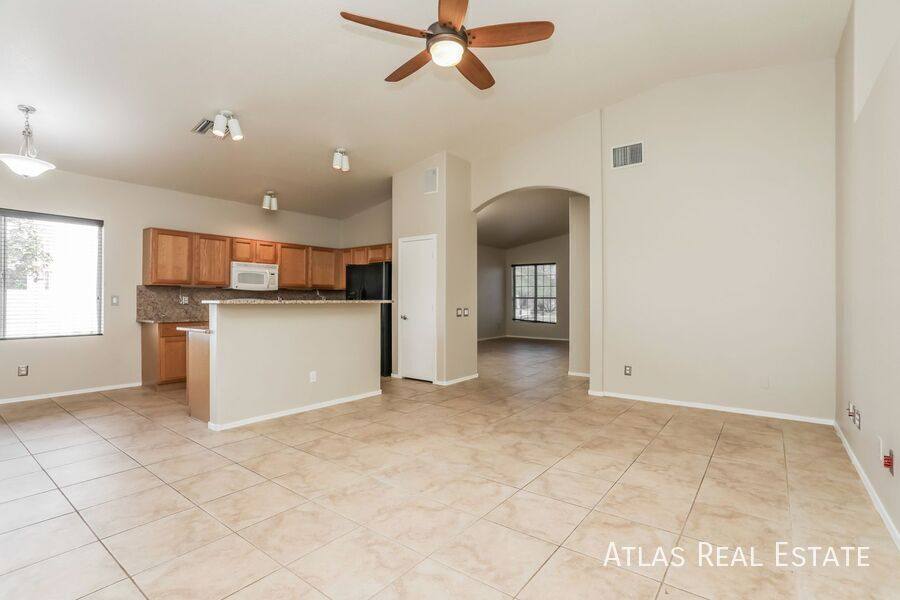House for rent at 9005 N Silver Moon Way, Tucson, AZ 85743