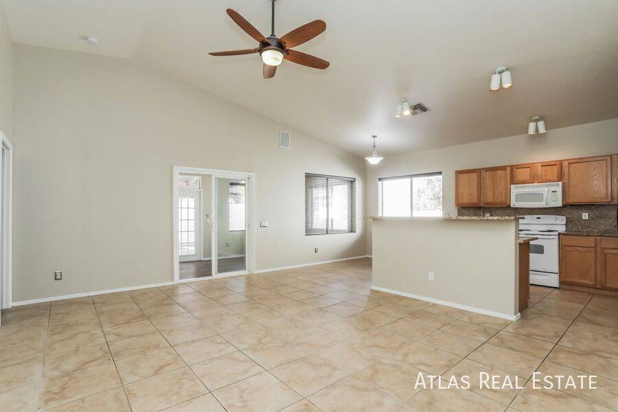 House for rent at 9005 N Silver Moon Way, Tucson, AZ 85743