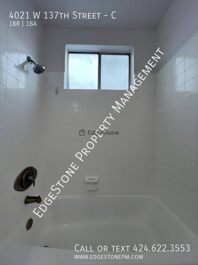 Apartment for rent at 4021 W 137th St #C, Hawthorne, CA 90250