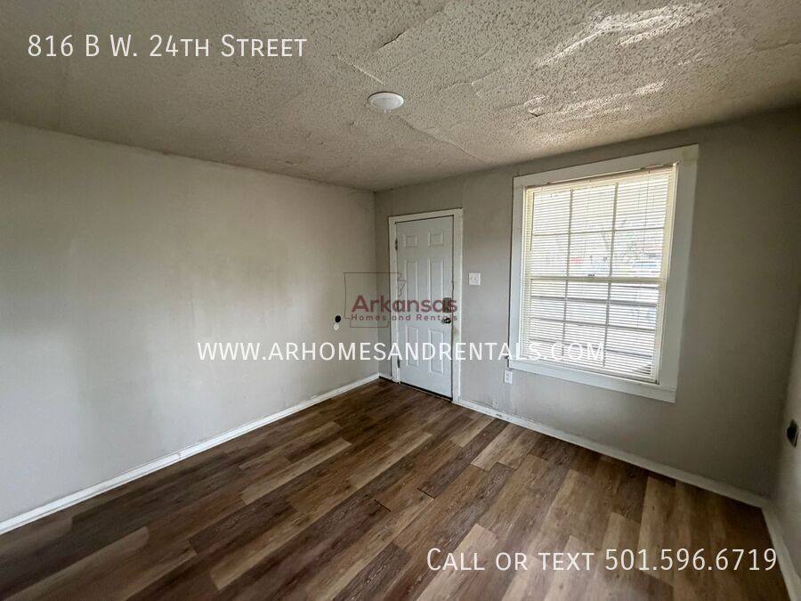 Apartment for rent at 816 B W 24th St, North Little Rock, AR 72114