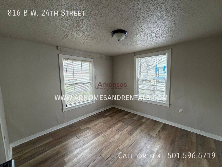 Apartment for rent at 816 B W 24th St, North Little Rock, AR 72114