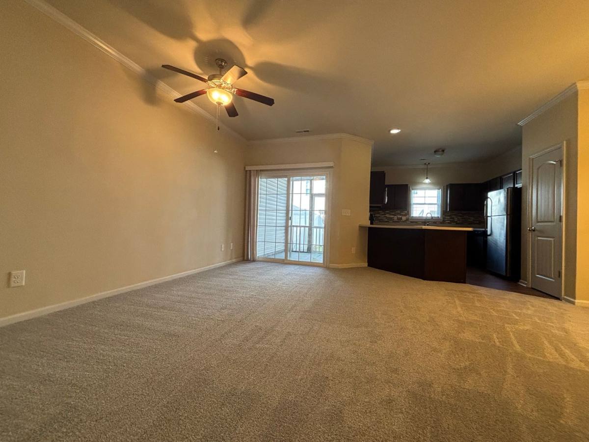 Townhouse for rent at 116 Waterstone Lane, Jacksonville, NC 28546