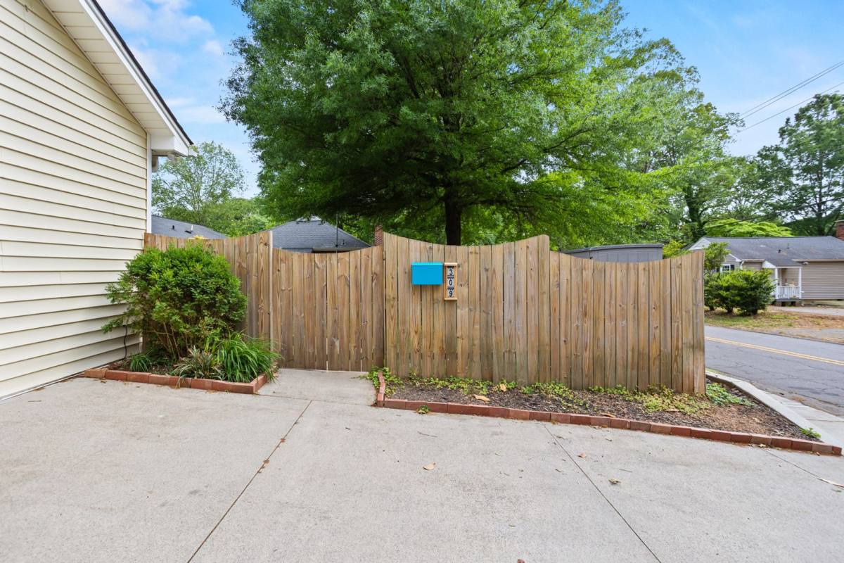 Apartment for rent at 309 Magnolia St SW, Winston Salem, NC 27103