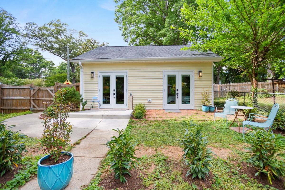 Apartment for rent at 309 Magnolia St SW, Winston Salem, NC 27103