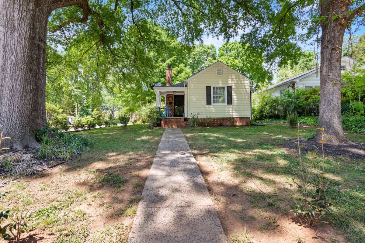 Apartment for rent at 2377 Westfield Ave, Winston Salem, NC 27103