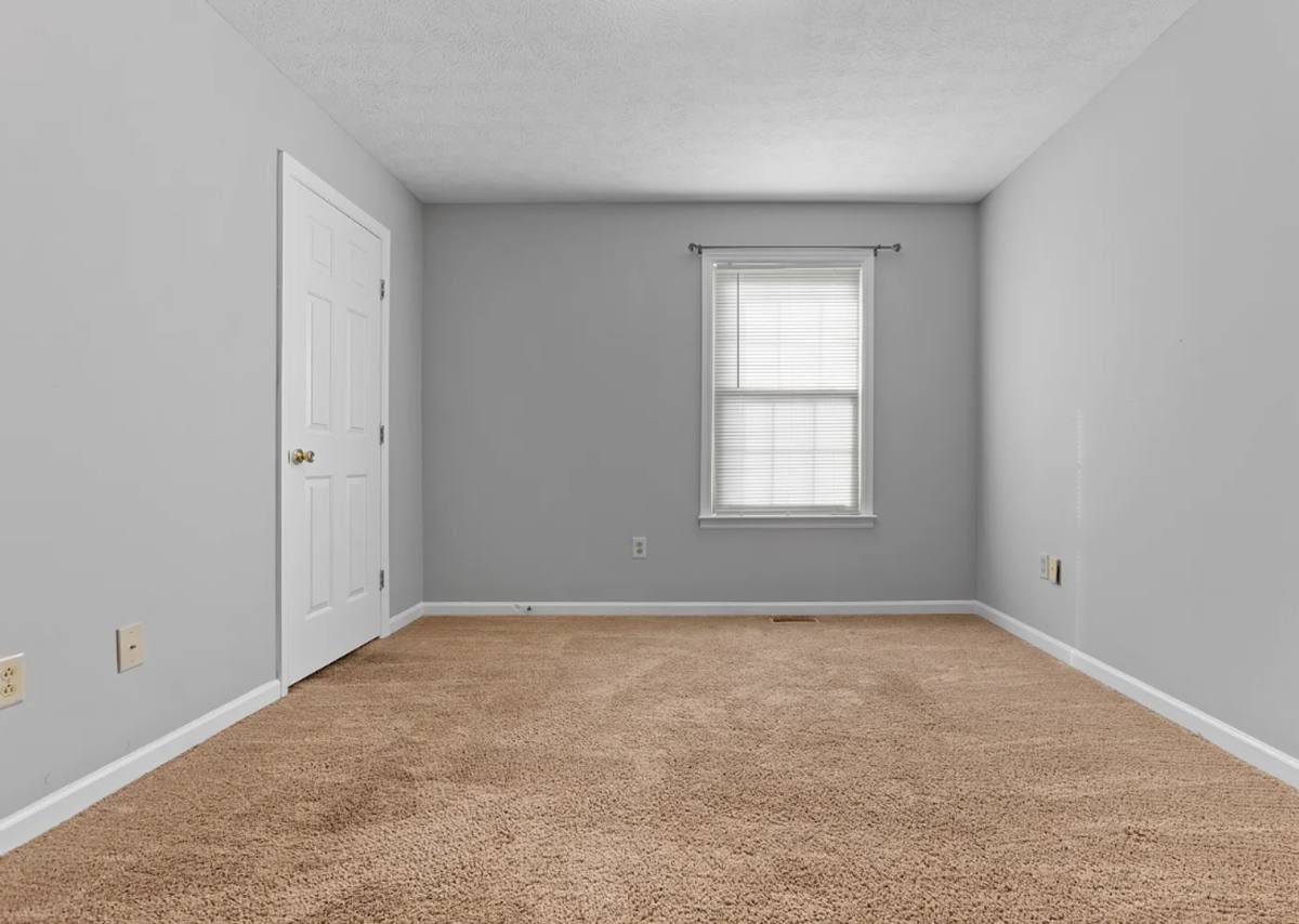 Apartment for rent at 1100 Richmond Green Dr, Richmond, KY 40475
