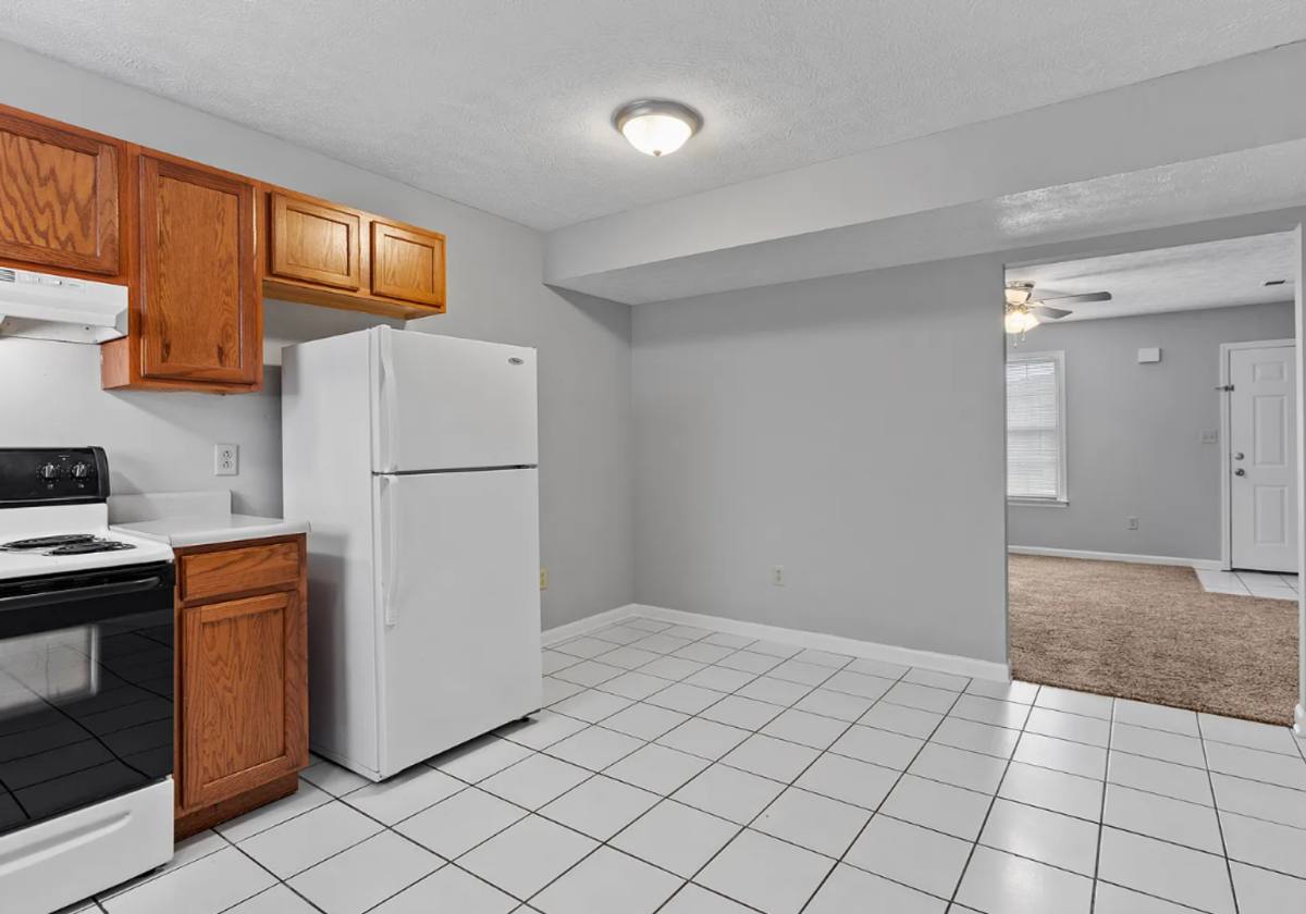 Apartment for rent at 1100 Richmond Green Dr, Richmond, KY 40475