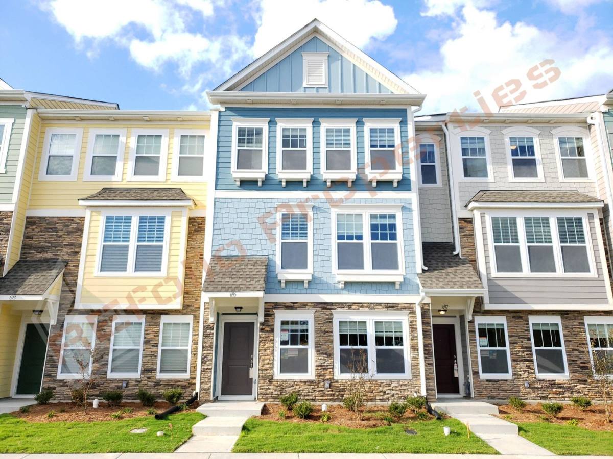 Townhouse for rent at 695 Grand Central Station, Apex, NC 27502