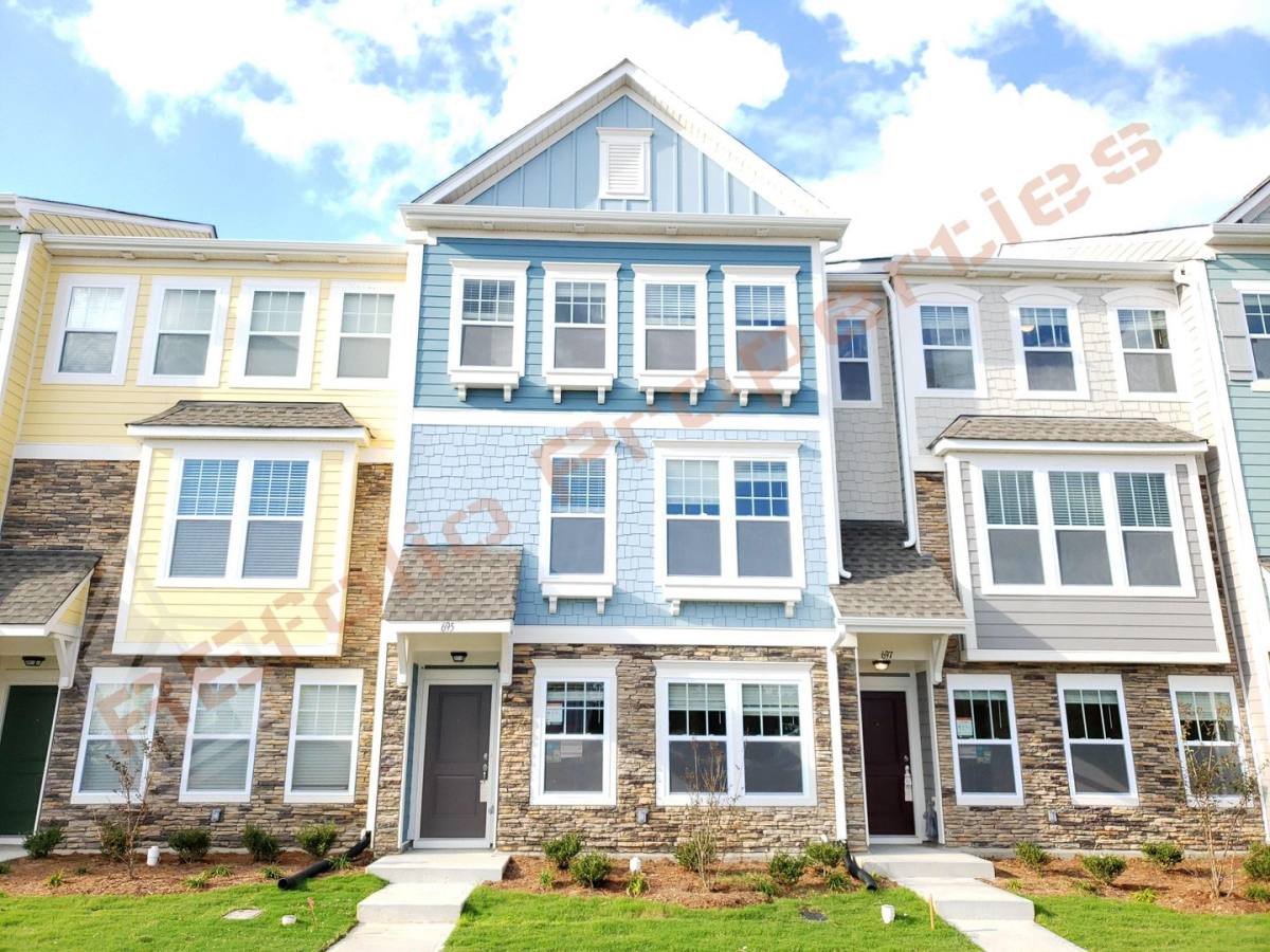 Townhouse for rent at 695 Grand Central Station, Apex, NC 27502