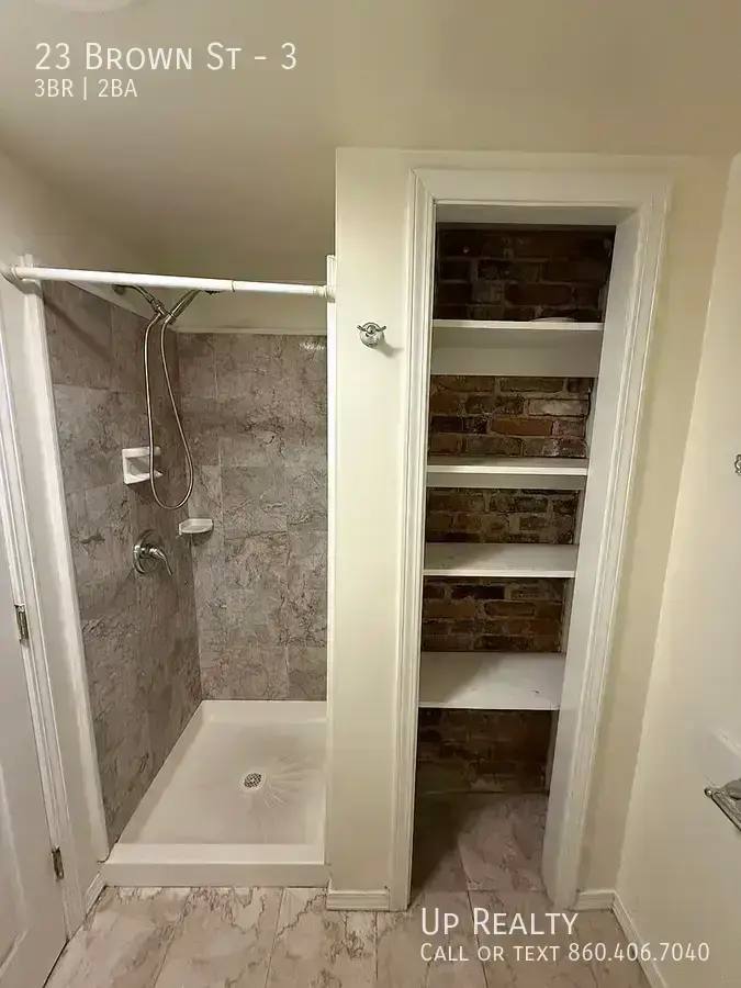 Apartment for rent at 23 Brown St #3, New Haven, CT 06511