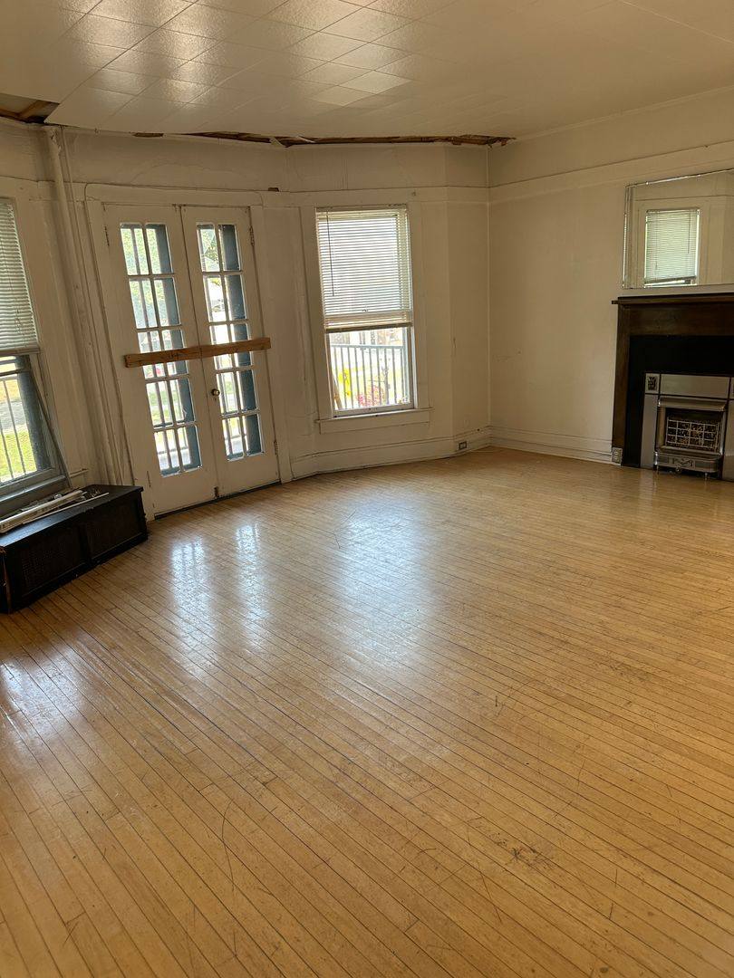 Apartment for rent at 711 715 719 Broadway N, Fargo, ND 58102