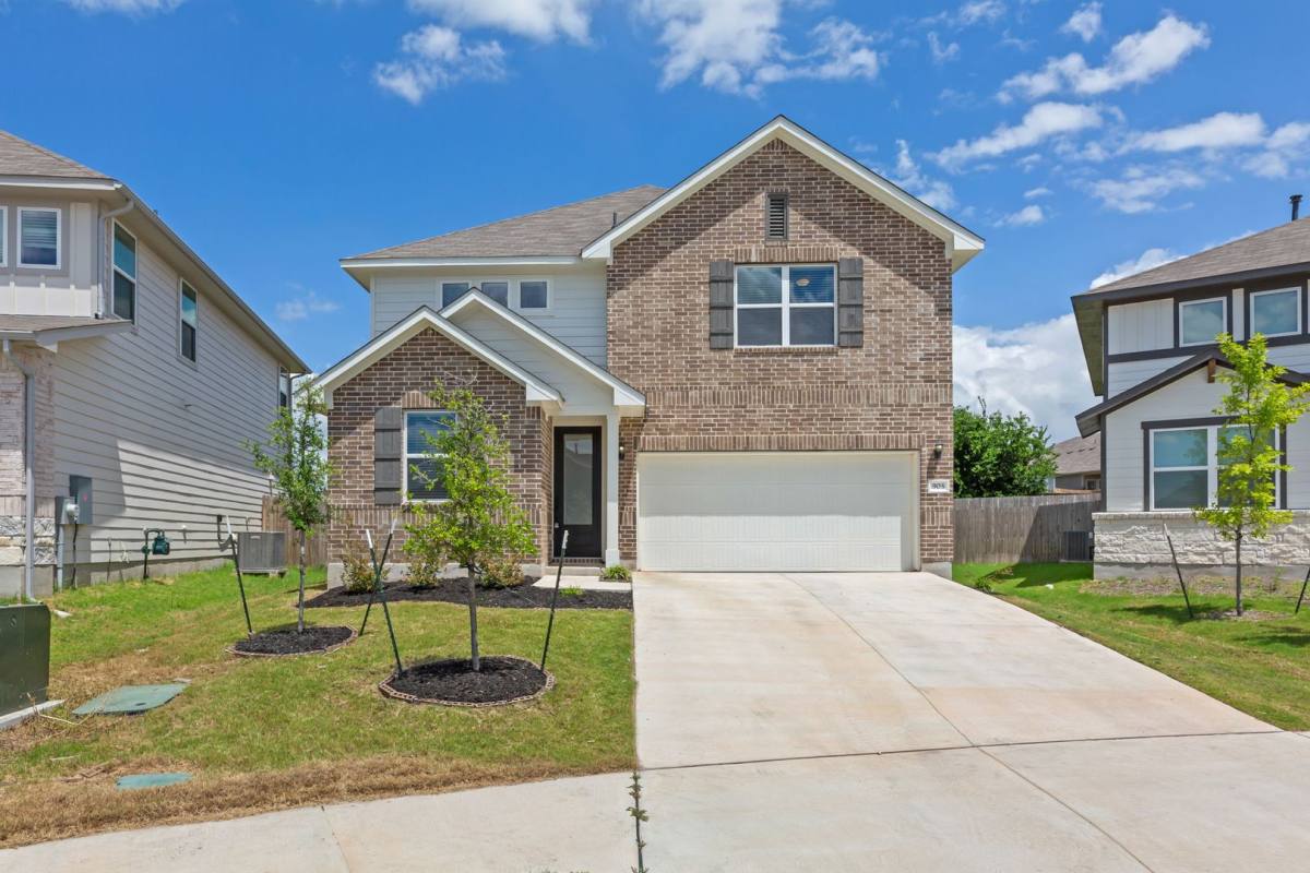 House for rent at 905 Palo Brea Lp, Hutto, TX 78634