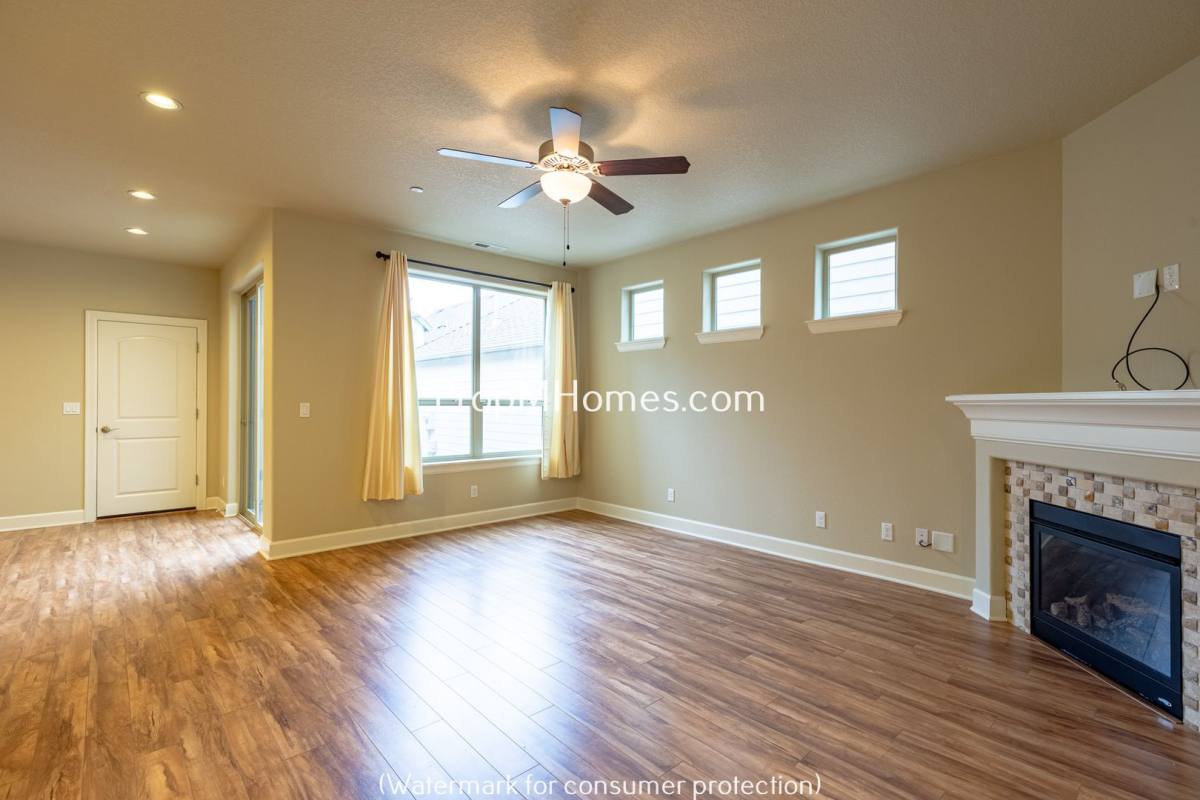 House for rent at 10655 SW Barber St, Wilsonville, OR 97070
