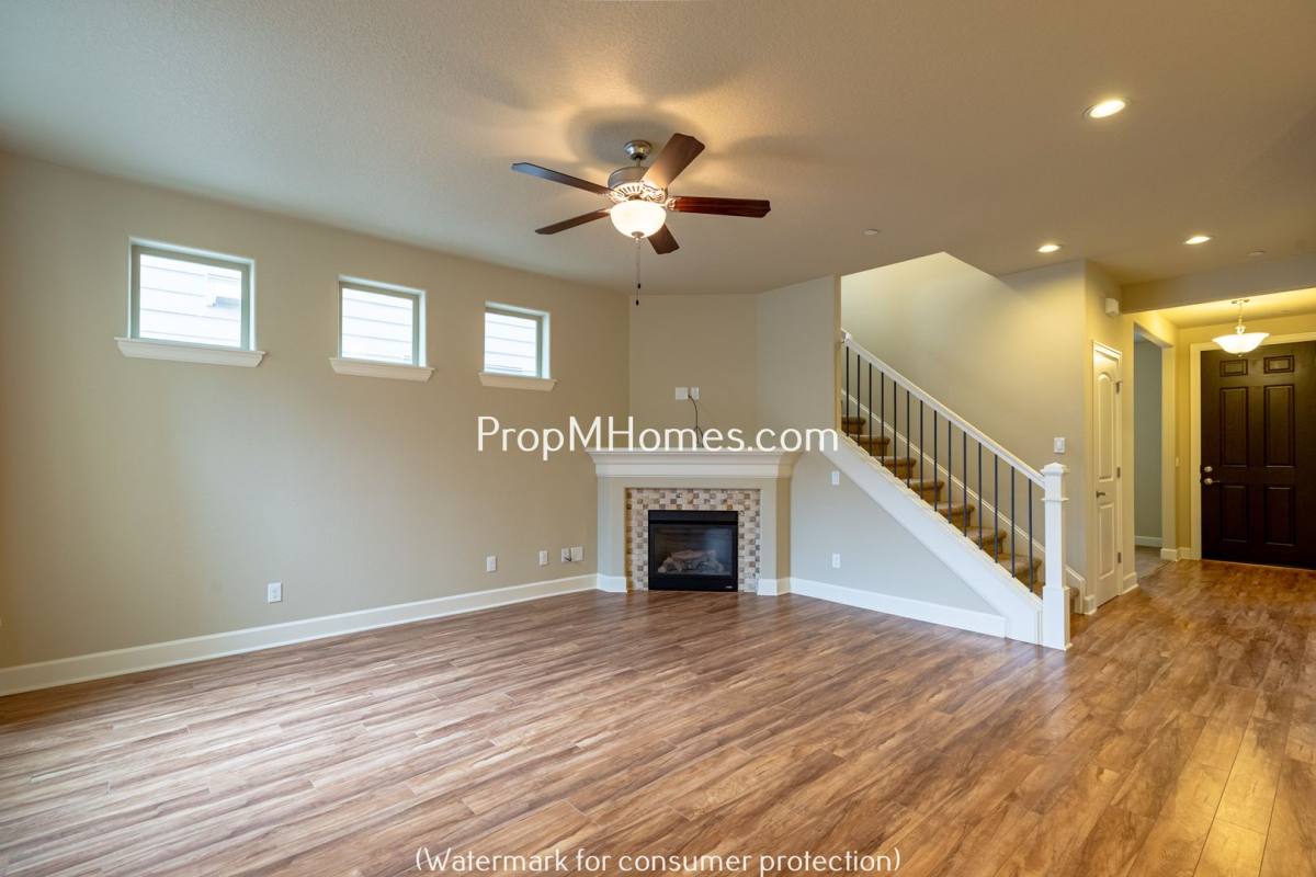 House for rent at 10655 SW Barber St, Wilsonville, OR 97070