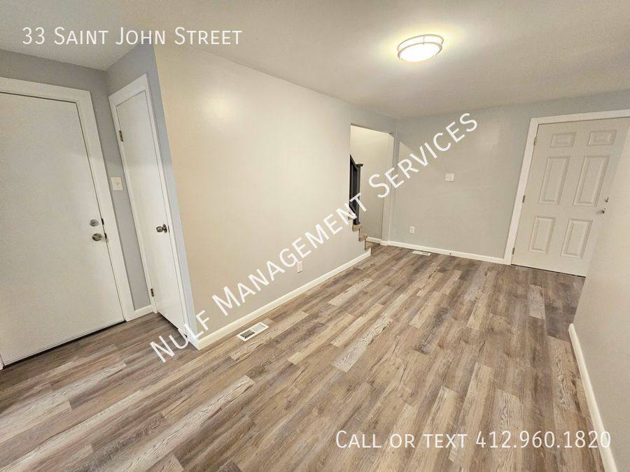 House for rent at 33 Saint John St, McKees Rocks, PA 15136