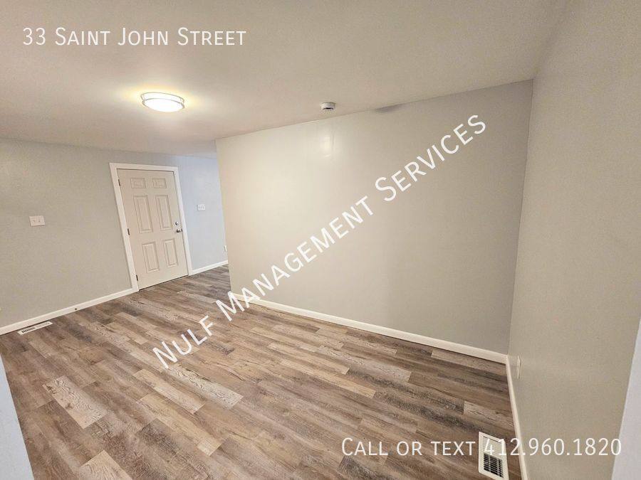 House for rent at 33 Saint John St, McKees Rocks, PA 15136