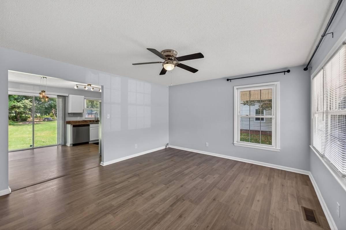 House for rent at 2527 Country Club Rd, Jacksonville, NC 28546