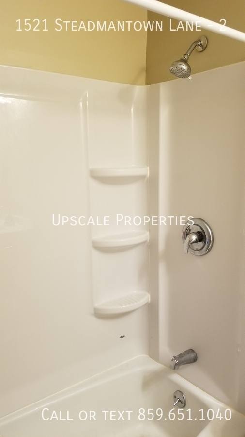 Apartment for rent at 1521 Steadmantown Lane #2, Frankfort, KY 40601