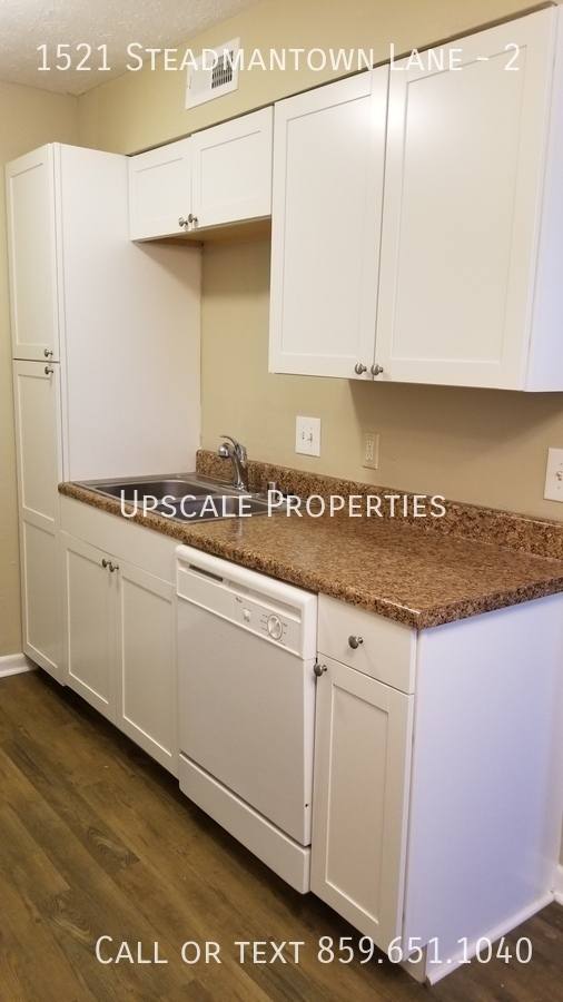 Apartment for rent at 1521 Steadmantown Lane #2, Frankfort, KY 40601