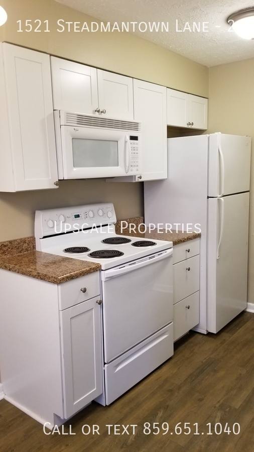 Apartment for rent at 1521 Steadmantown Lane #2, Frankfort, KY 40601