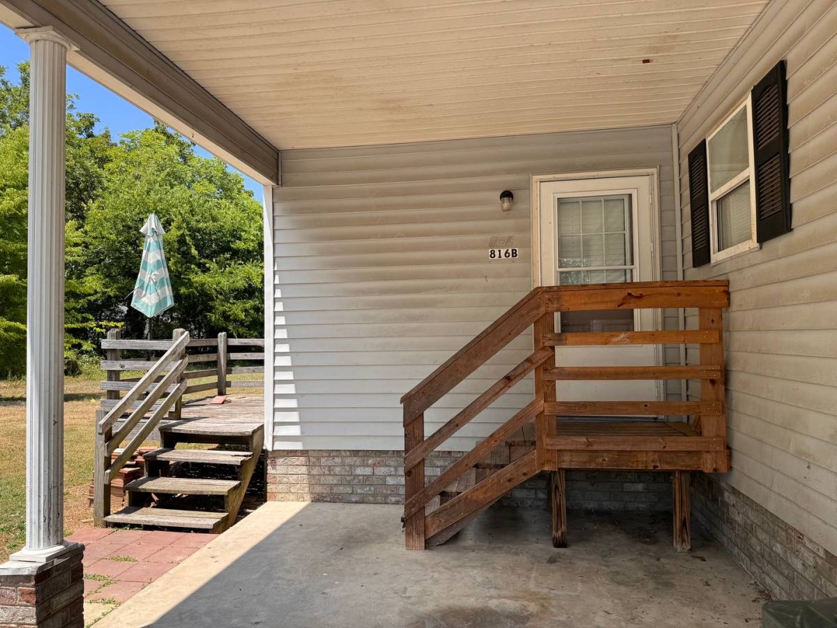 Apartment for rent at 816 Fisher Ferry St, Thomasville, NC 27360