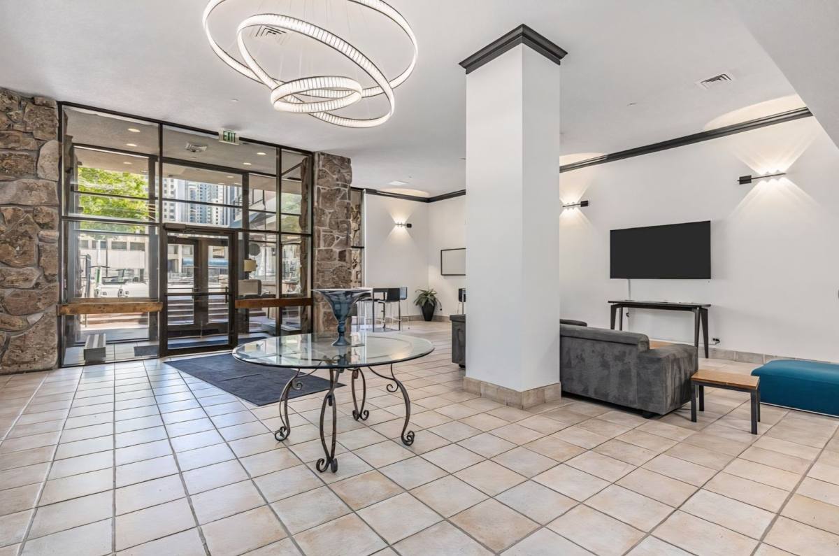 Condo for rent at 1020 15th St #34G, Denver, CO 80202