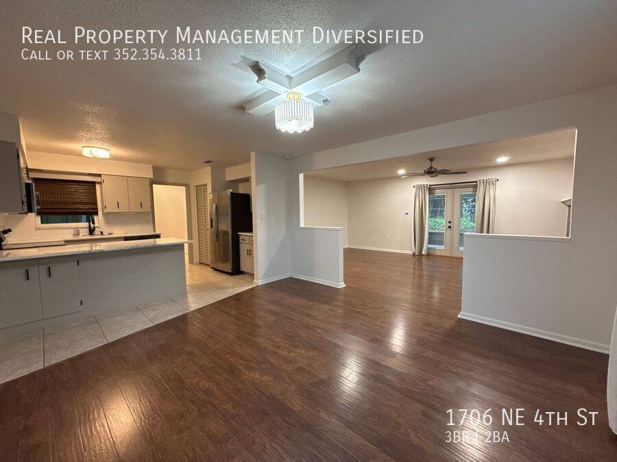House for rent at 1706 NE 4th St, Ocala, FL 34470