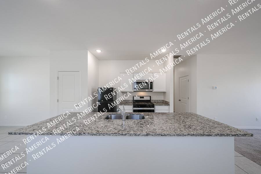 House for rent at 5720 W Sunrise Dr, Laveen, AZ 85339