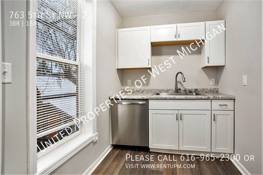 Apartment for rent at 763 5th St NW #2, Grand Rapids, MI 49504