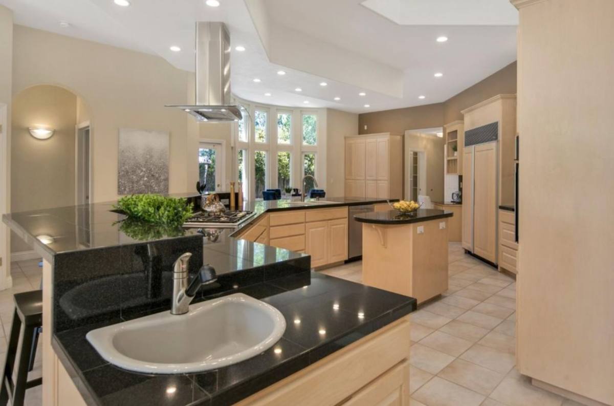 House for rent at 18233 Saratoga Los Gatos Rd, Los Gatos, CA 95030