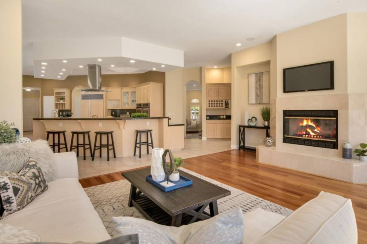 House for rent at 18233 Saratoga Los Gatos Rd, Los Gatos, CA 95030