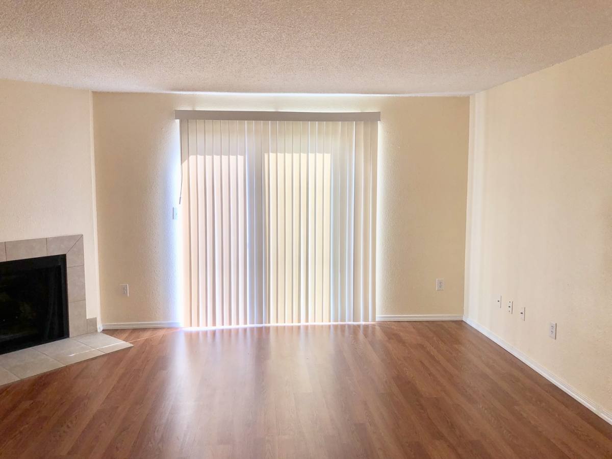 Apartment for rent at 902 28th St NE, Auburn, WA 98002