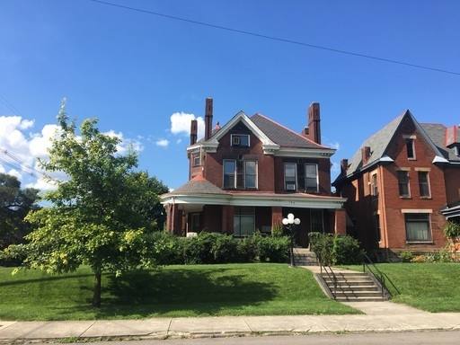 Apartment for rent at 182 Buttles Ave, Columbus, OH 43215