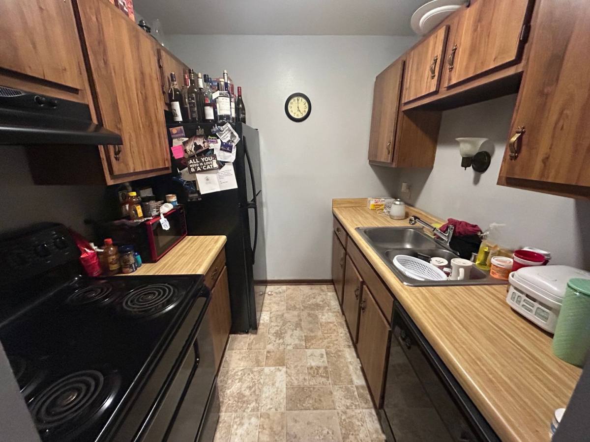 Apartment for rent at 11100 W Janesville Rd, Hales Corners, WI 53130