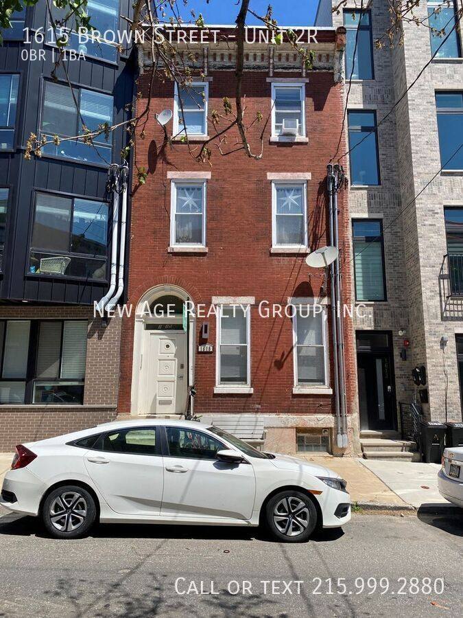 Apartment for rent at 1615 Brown St #2R, Philadelphia, PA 19130